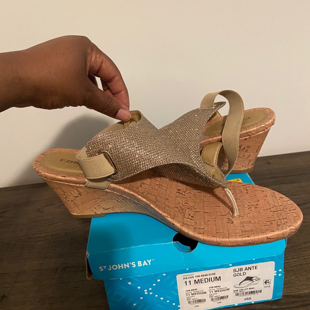 Size 11, St Johns Bay Thong Sandal, Gold
